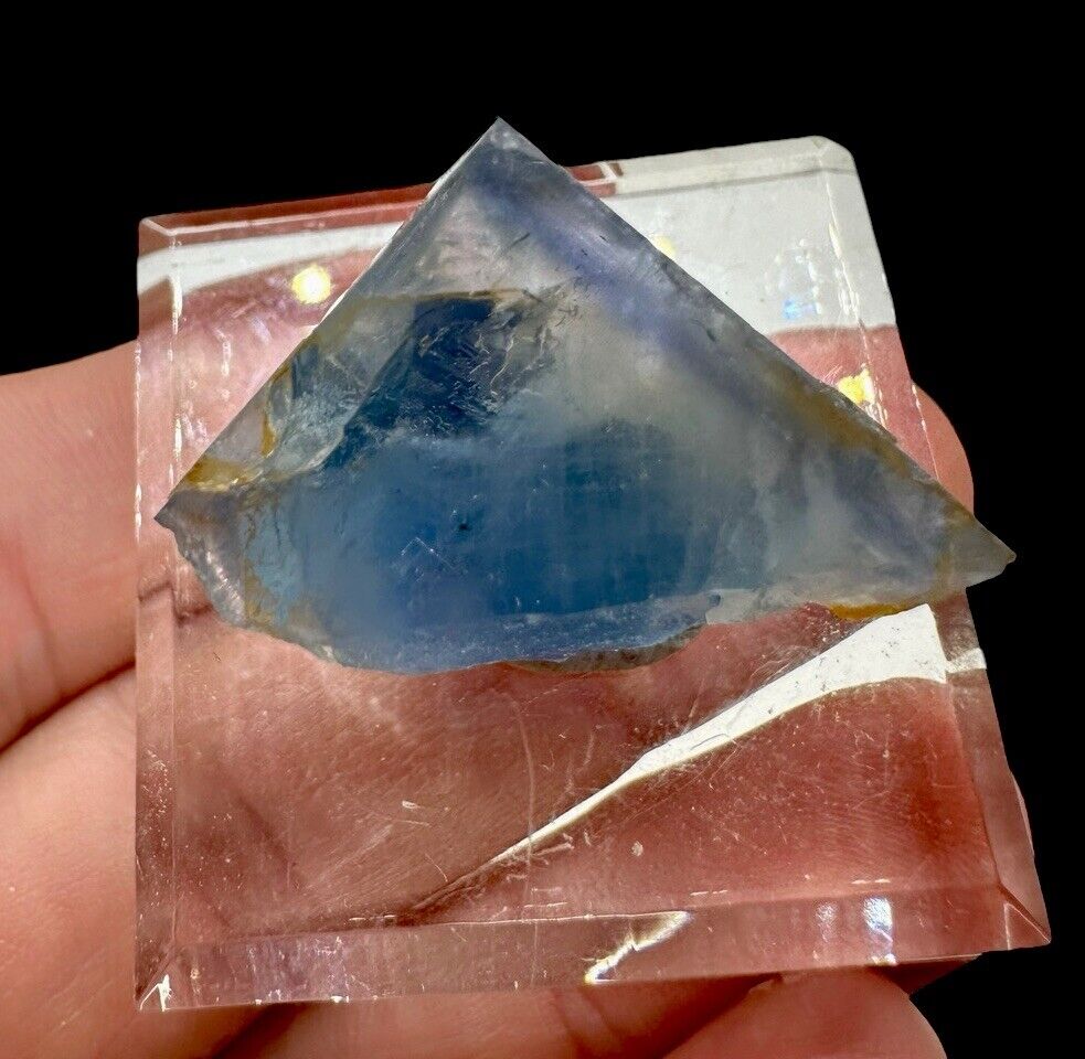 Phantom Fluorite Crystals: La Barre Mine. Aveyron, France 🇫🇷