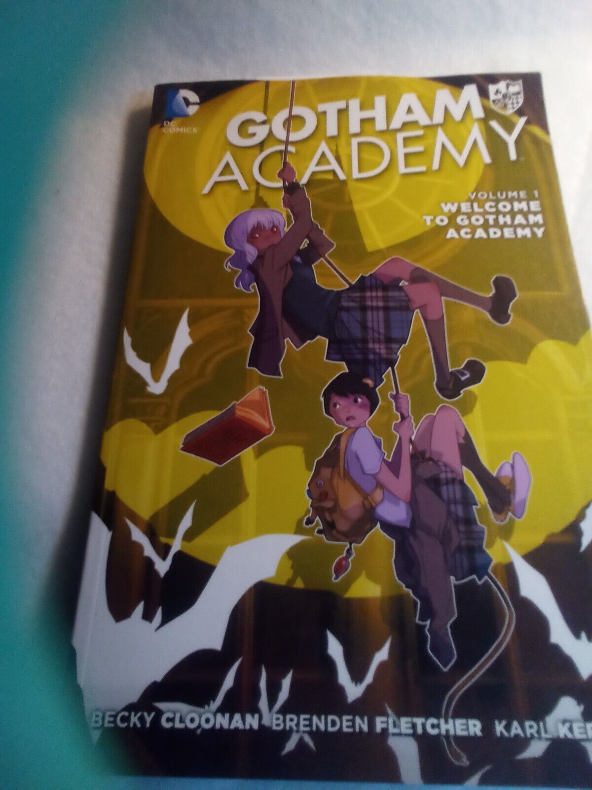 Gotham Academy Vol. 1: Welcome to Gotham Academy by Brenden Fletcher
