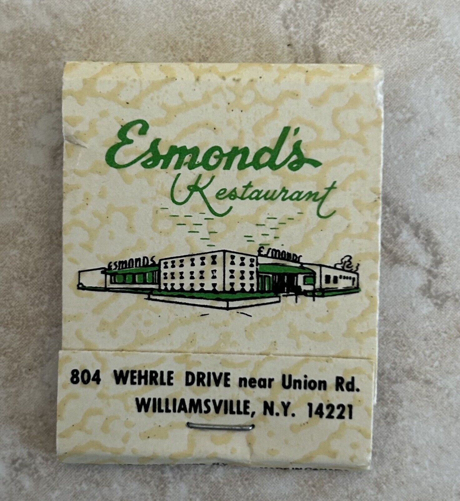 ESMONDS Restaurant Williamsville NY Vintage Full Unstruck Matchbook