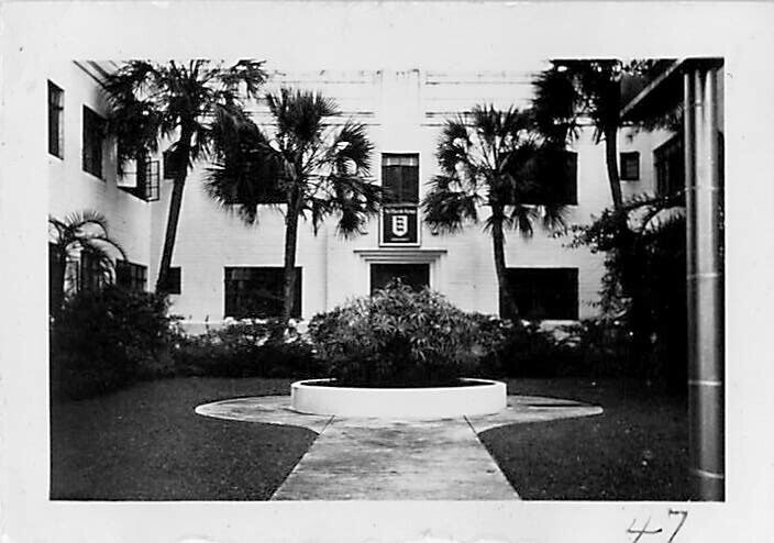 Gifford Arms Hotel Apartments Orlando FL Real Personal Photos 1947 Gardens Entry