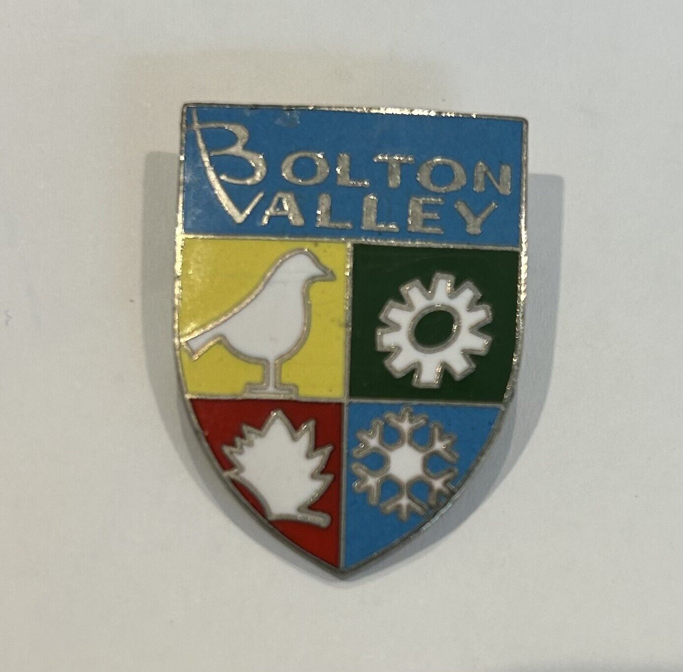 Bolton Valley Ski Resort Skiing Vermont Lapel Pin Pinback Vintage Very Good Cond