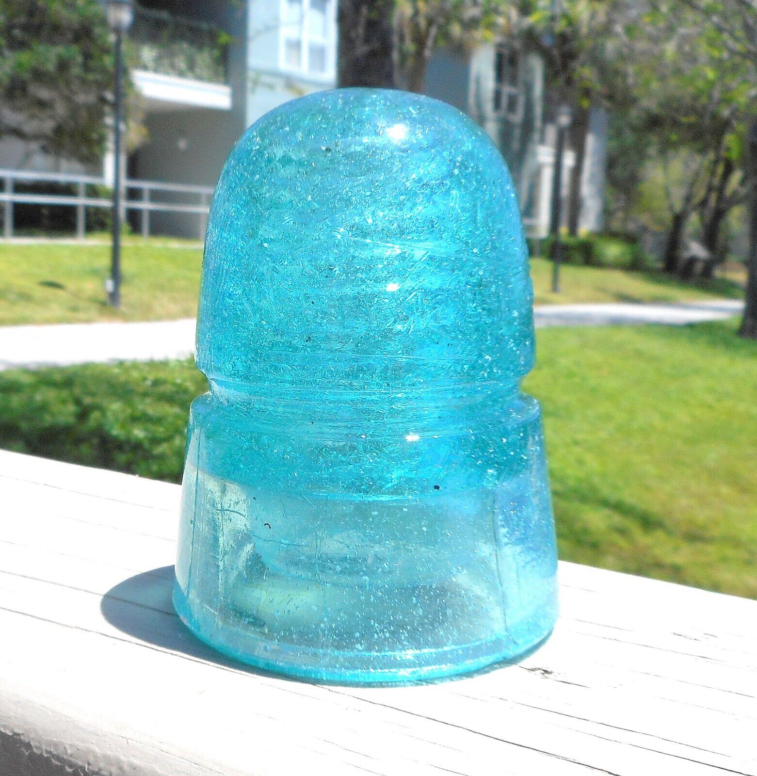 GREAT HEAVY BUBBLY SNOW CD 145 BROOKFIELD BEEHIVE STYLE GLASS INSULATOR