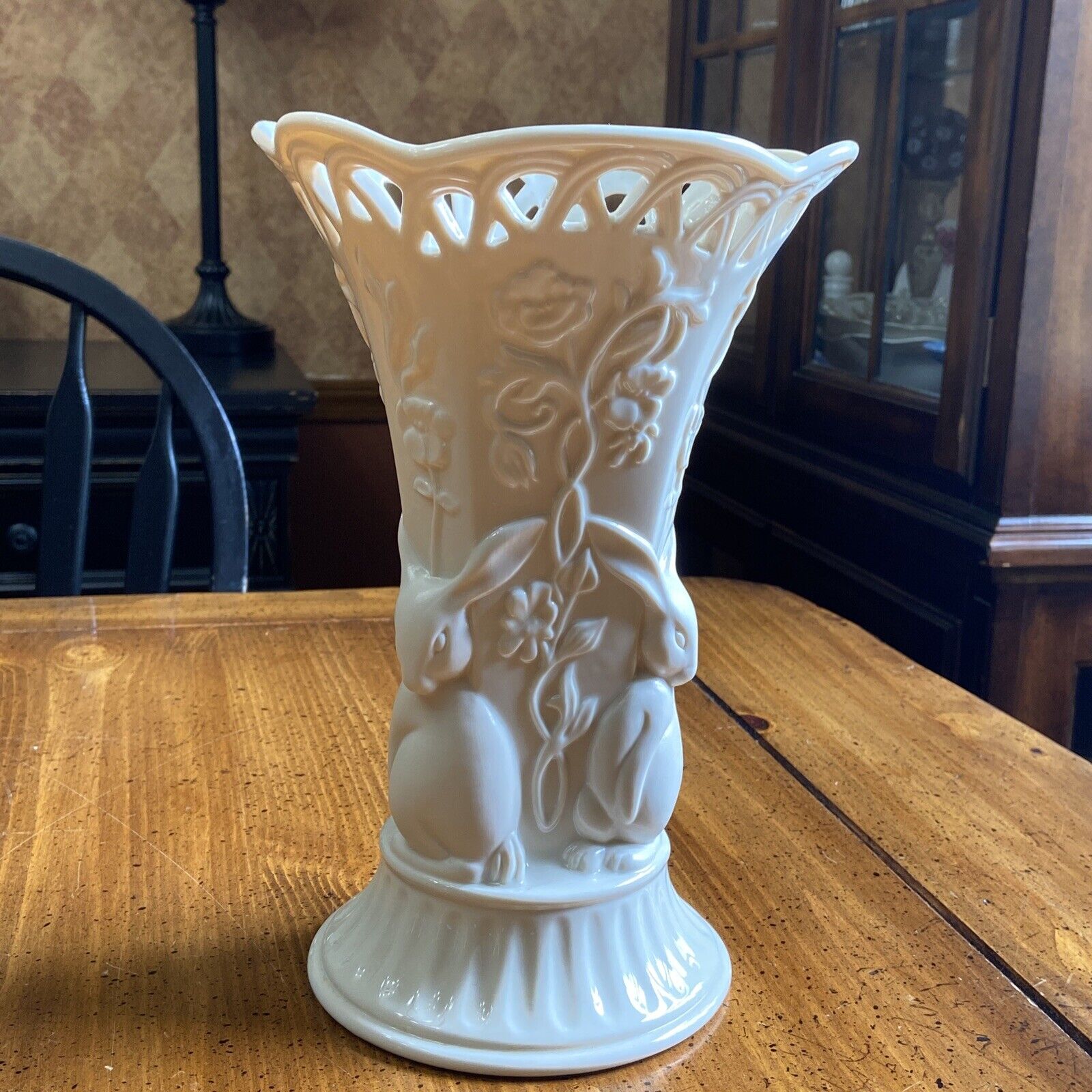 Lenox Chelsea Crossing Bunny Rabbit Vase Floral Pierced Ceramic USA Ivory Easter