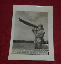 1950 Press Photo Infantry Sergeant Holds M20 Super Bazooka Fort Benning GA picture