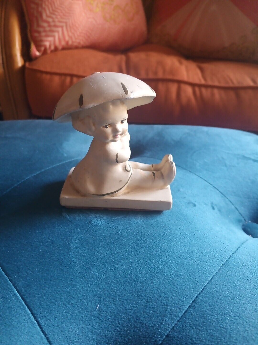 Vintage Coventry Ware Little Girl With Umbrella