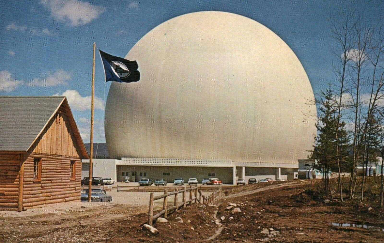 Vintage Postcard- M5206 Earth Station at Andover, Maine. Unposted 1960s