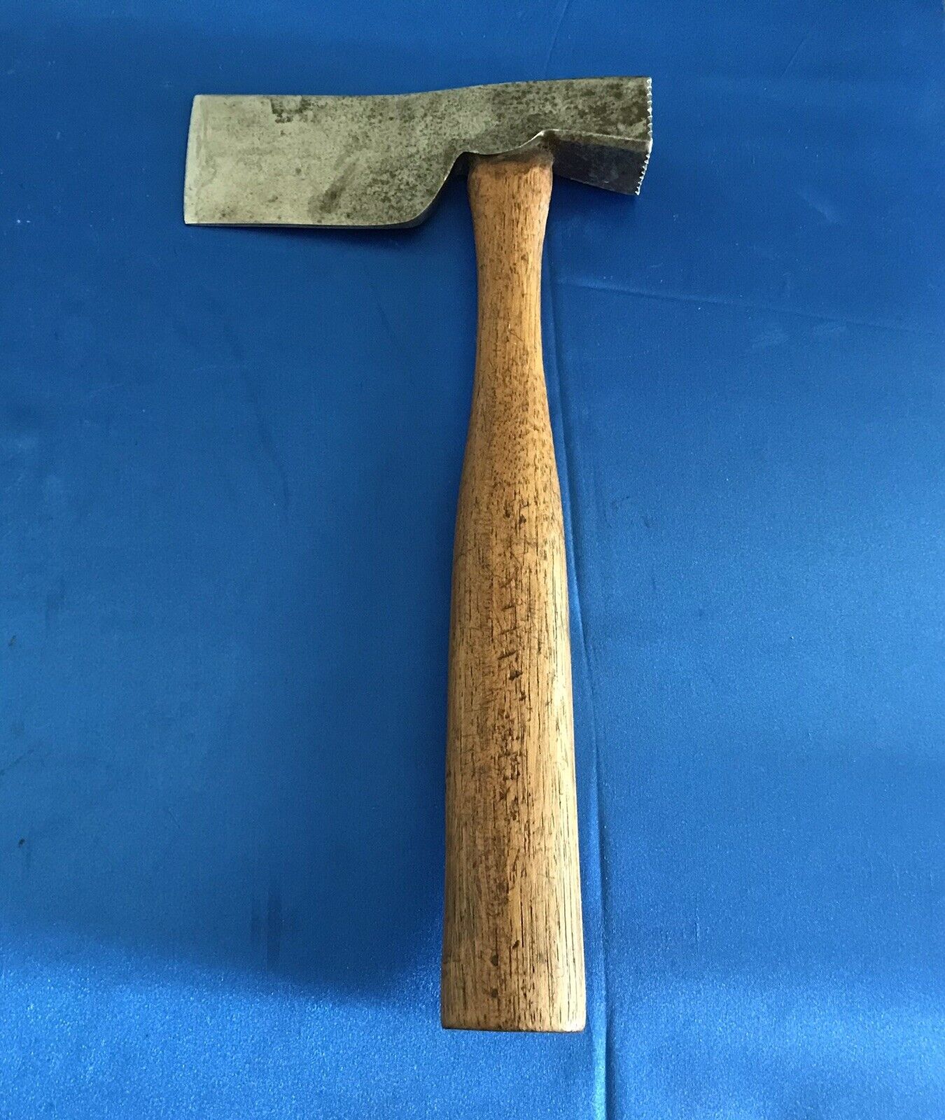 vintage, rare - Underhill Edge Tool- Roofing Hatchet/ Hammer, In Nice Condition