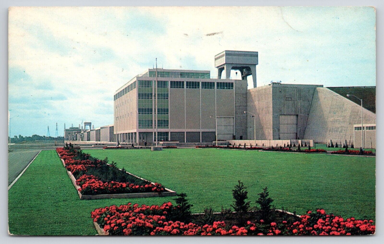 Robert H Saunders Generating Station Cornwall Ontario CA 1964 Postcard