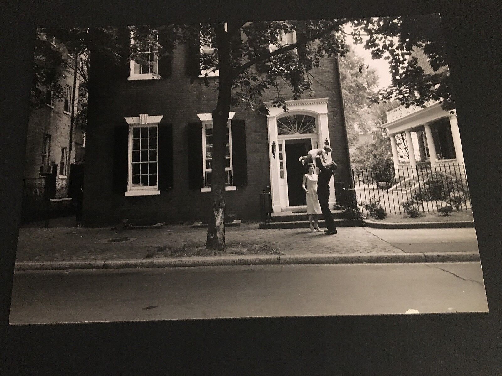 1959  JOHN F KENNEDY WITH JACKIE, CAROLINE  TYPE 1  PHOTO