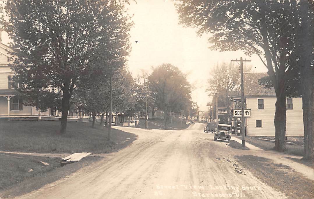 STARKSBORO, VT,, STREET VIEW, CARS, SOCONY GAS PUMPS, GOVE RPPC c 1910-20