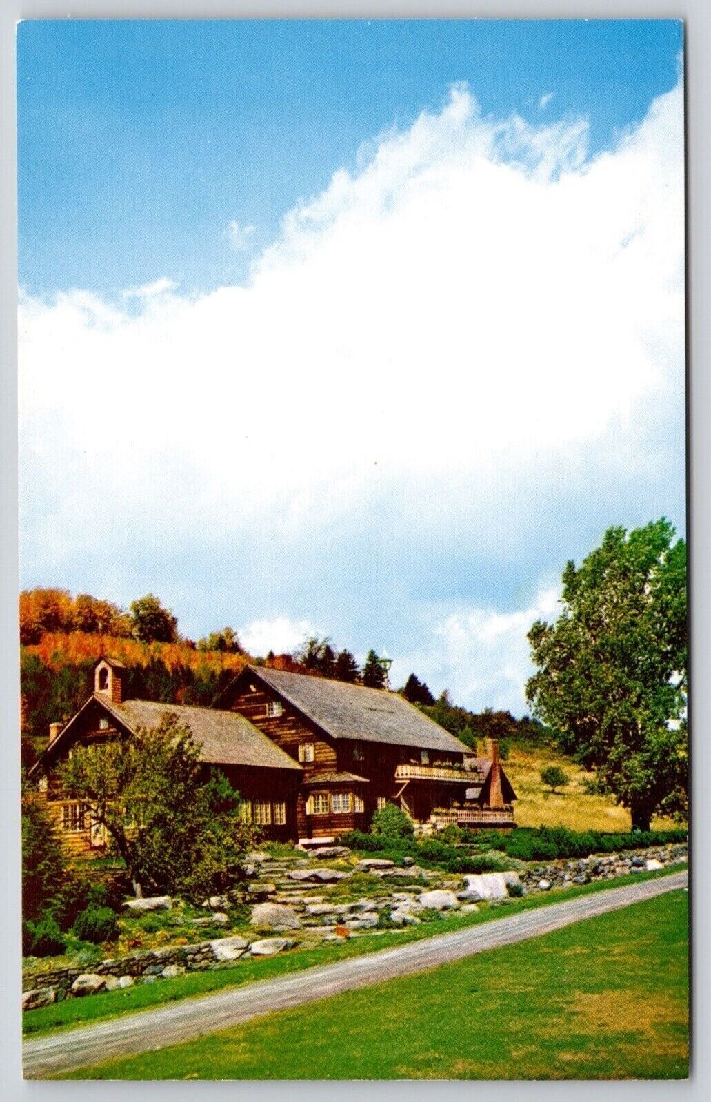 Trapp Family Lodge Stowe Vermont Cor Unum Gift Shop Chrome UNP Postcard