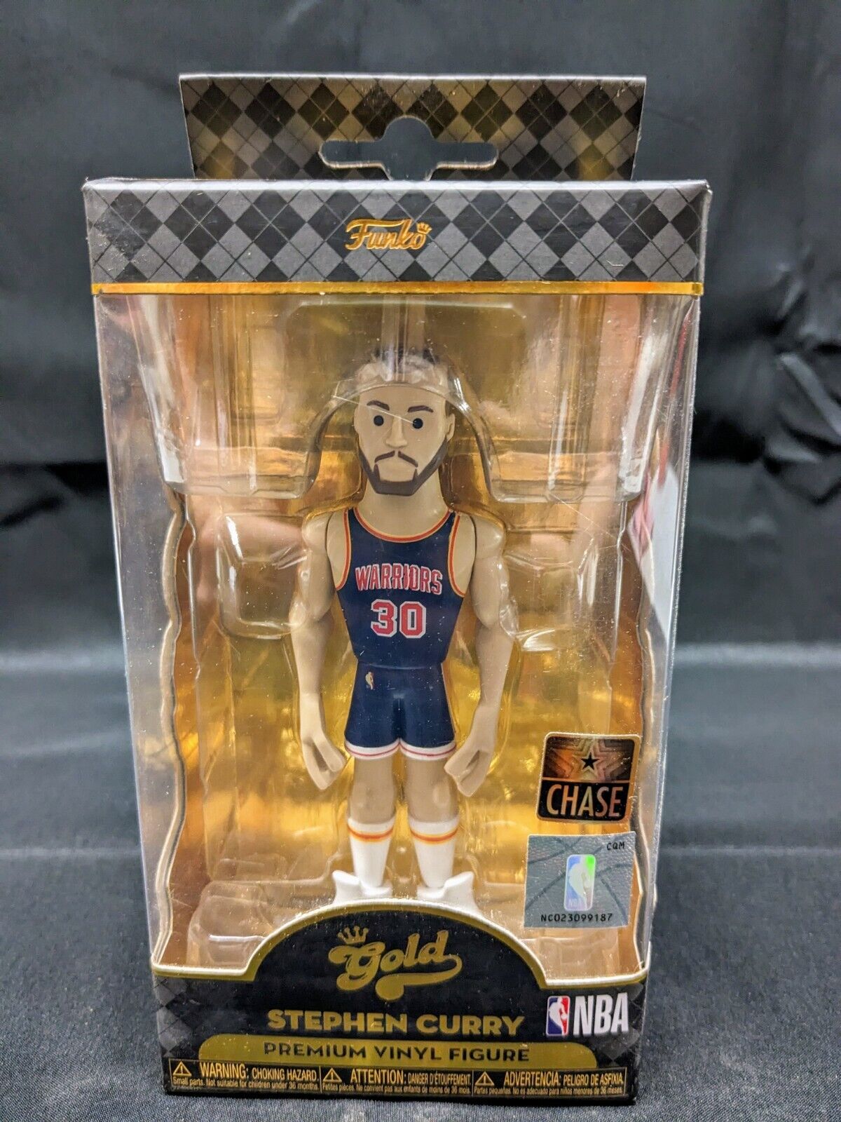 Funko Vinyl CHASE Gold 5 in: Stephen Curry