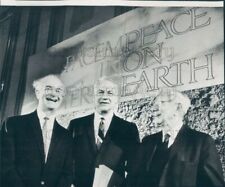 1965 Press Photo Linus Pauling R Hutchins Paul Tillich Peace Conference 1960s picture
