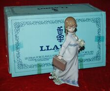 LLADRO Porcelain SCHOOL DAYS #7604 In Original Box 1980's Made in Spain picture