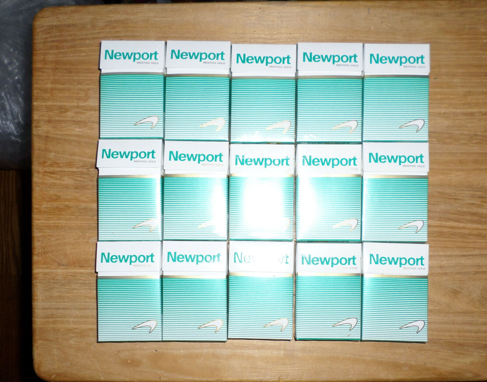 15 EMPTY NEWPORT CIGARETTE BOXES - Menthol Gold - crafts / collecting -Free Ship