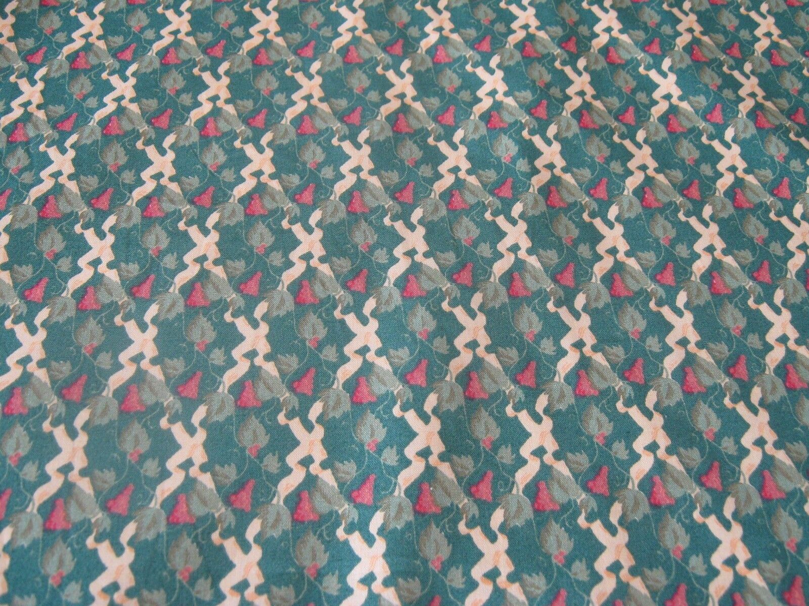 6  yards fabric,100 % cotton ,great for any cane of sewing ,54 \