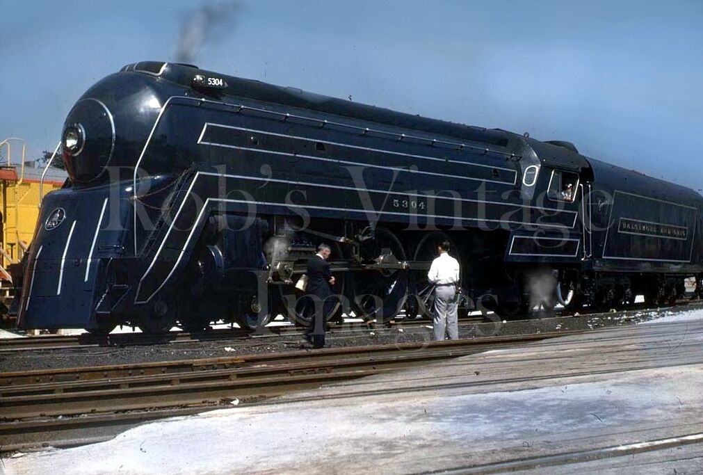  B & 0 Baltimore & Ohio Royal Blue 5304 Railroad Bullet  train photo 1940s 4-6-2