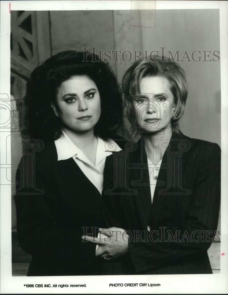 1995 Press Photo Actors Swoosie Kurtz, Delta Burke in 