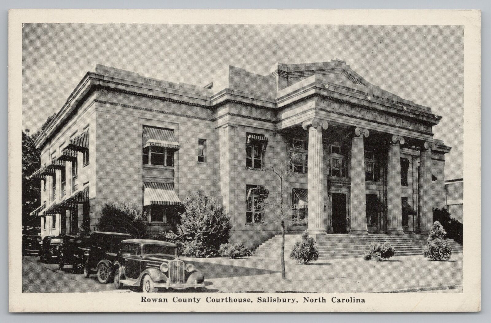 Salisbury North Carolina~Rowan County Courthouse~1930-40s Cars~B&W Postcard