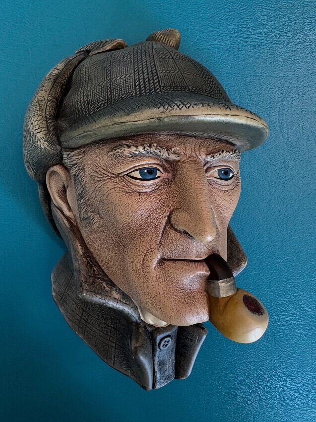 BOSSONS SHERLOCK HOLMES IN EXCELLENT CONDITION