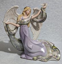 2007 Bradford Exchange - Inspiration of Peace - Music Box Angel Figurine Musical picture