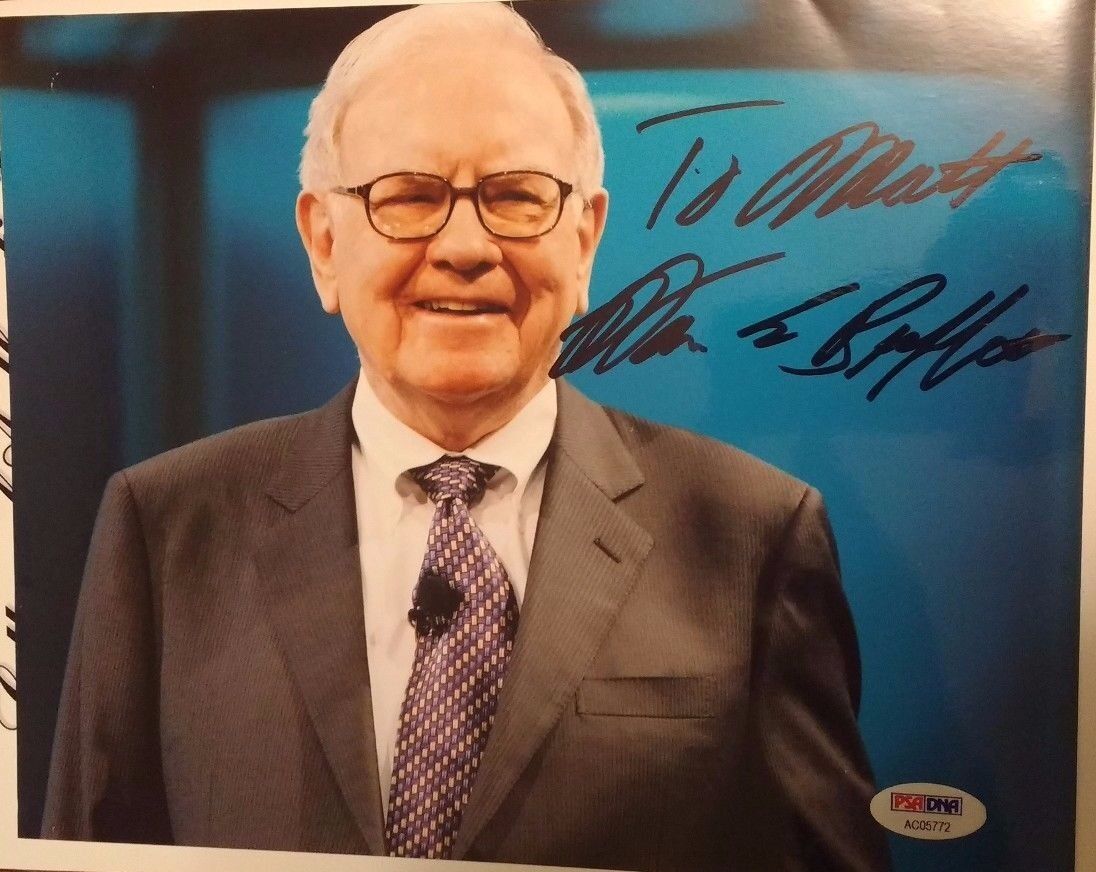 Warren Buffett signed autograph Investor 8x10 Photo with Full PSA/DNA Letter 