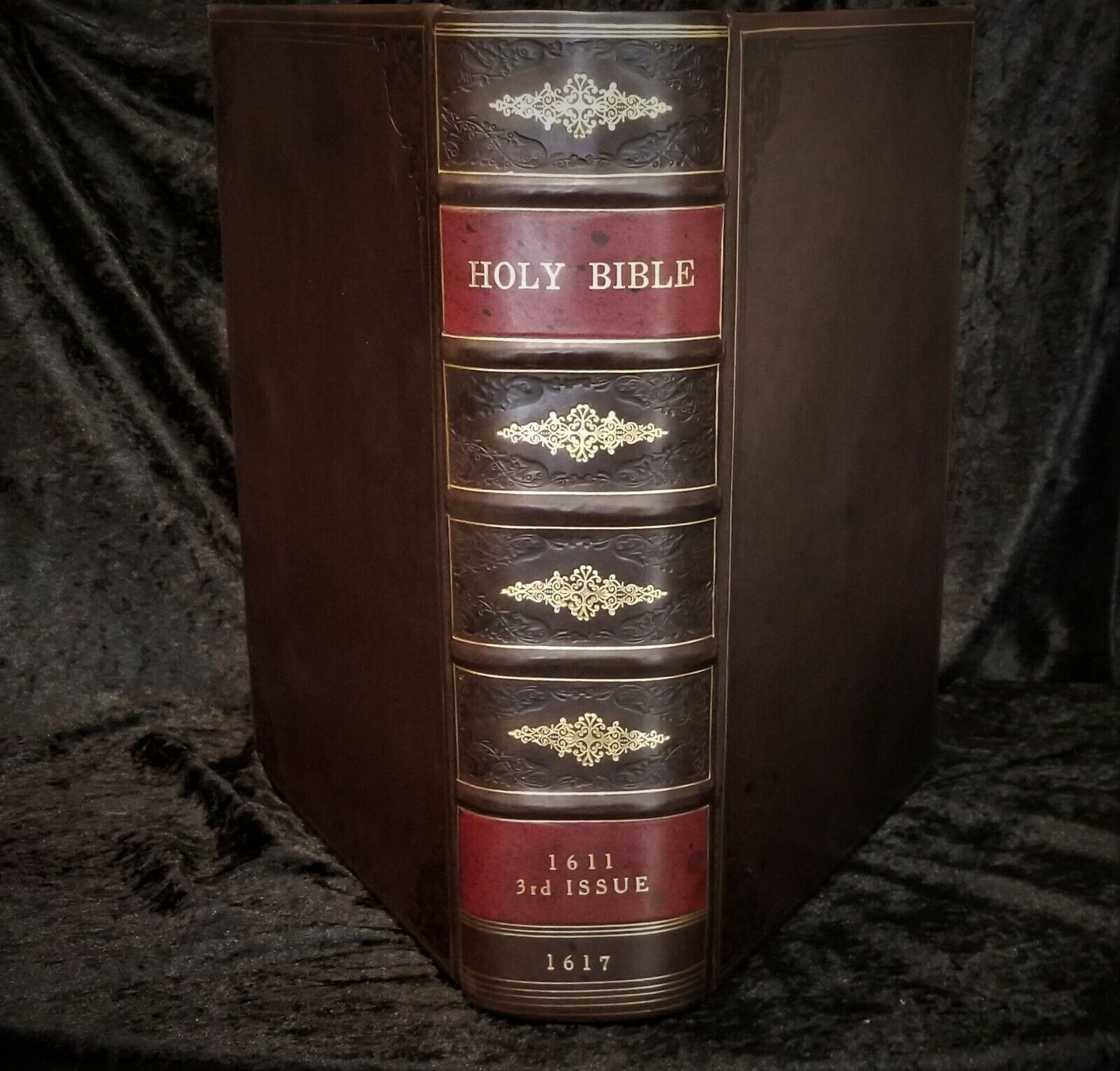 1611 King James Bible, 3rd Issue, 1617 ~59 line Pulpit Folio~ Robert Barker