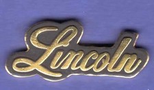 LINCOLN SCRIPT HAT PIN LAPEL PIN TIE TAC BADGE #0444 picture