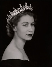 Her Royal Majesty Queen Elizabeth II Portrait Picture Photo Print 5