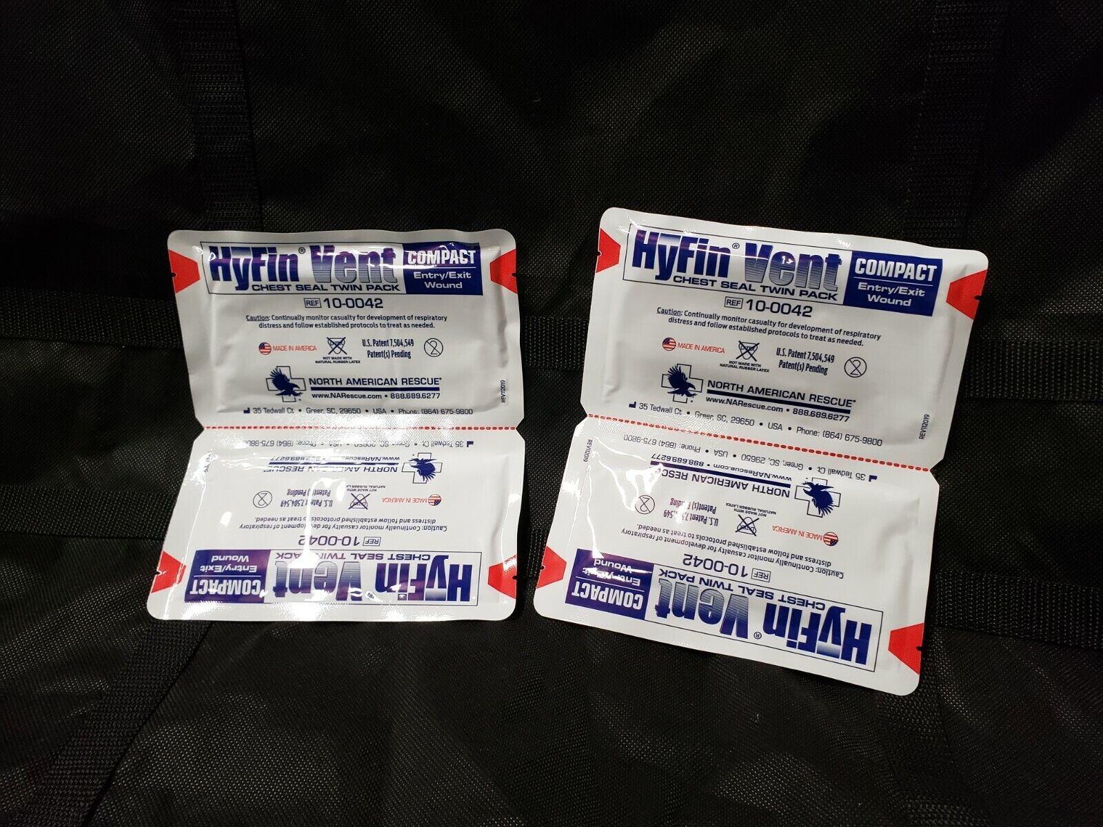 2 NAR HyFin Twin Chest Seal Compact & Vented 