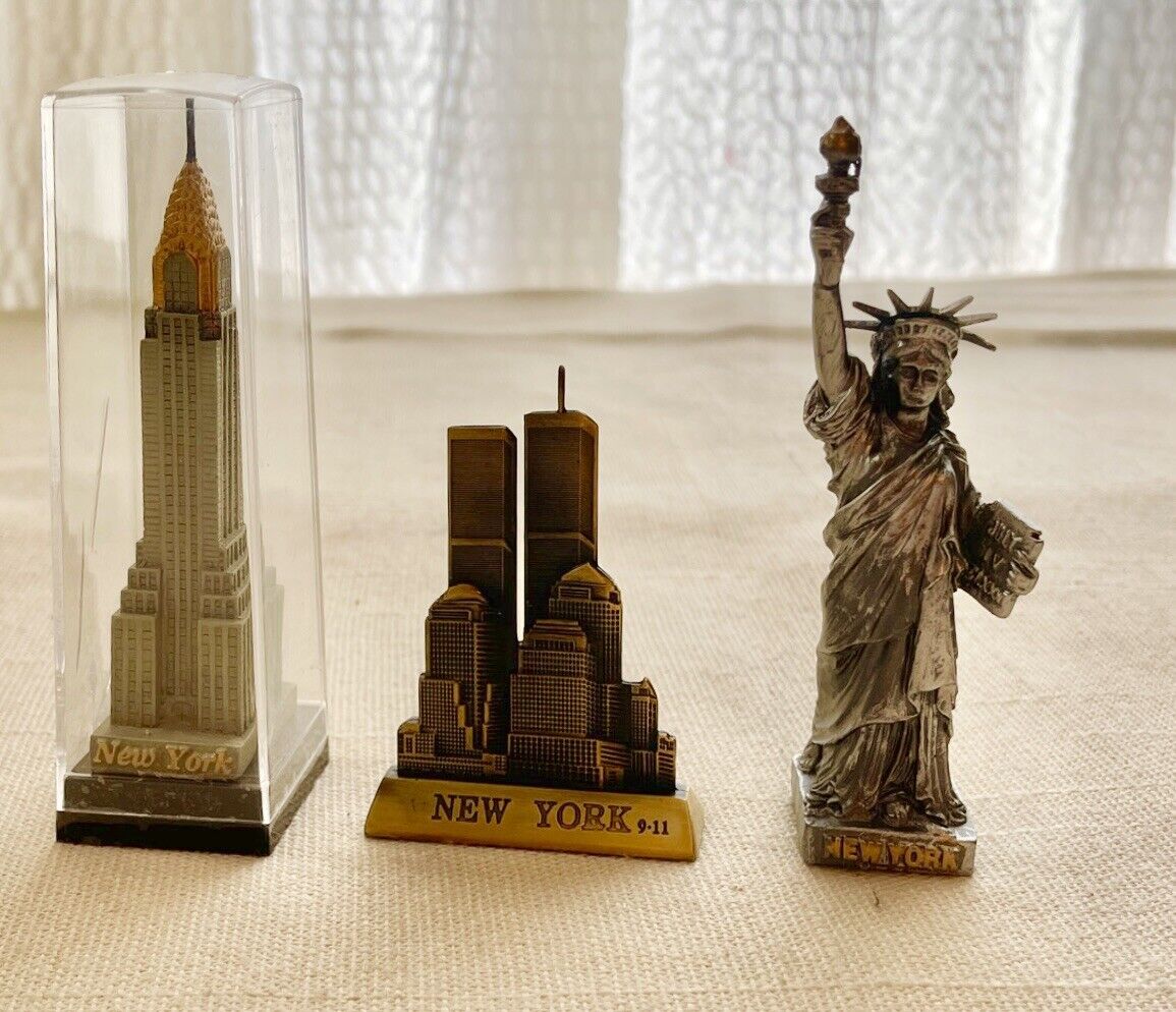 NEW YORK NY WTC WORLD TRADE CENTER SOUVENIR BUILDING TWIN TOWERS METAL PRE 9/11