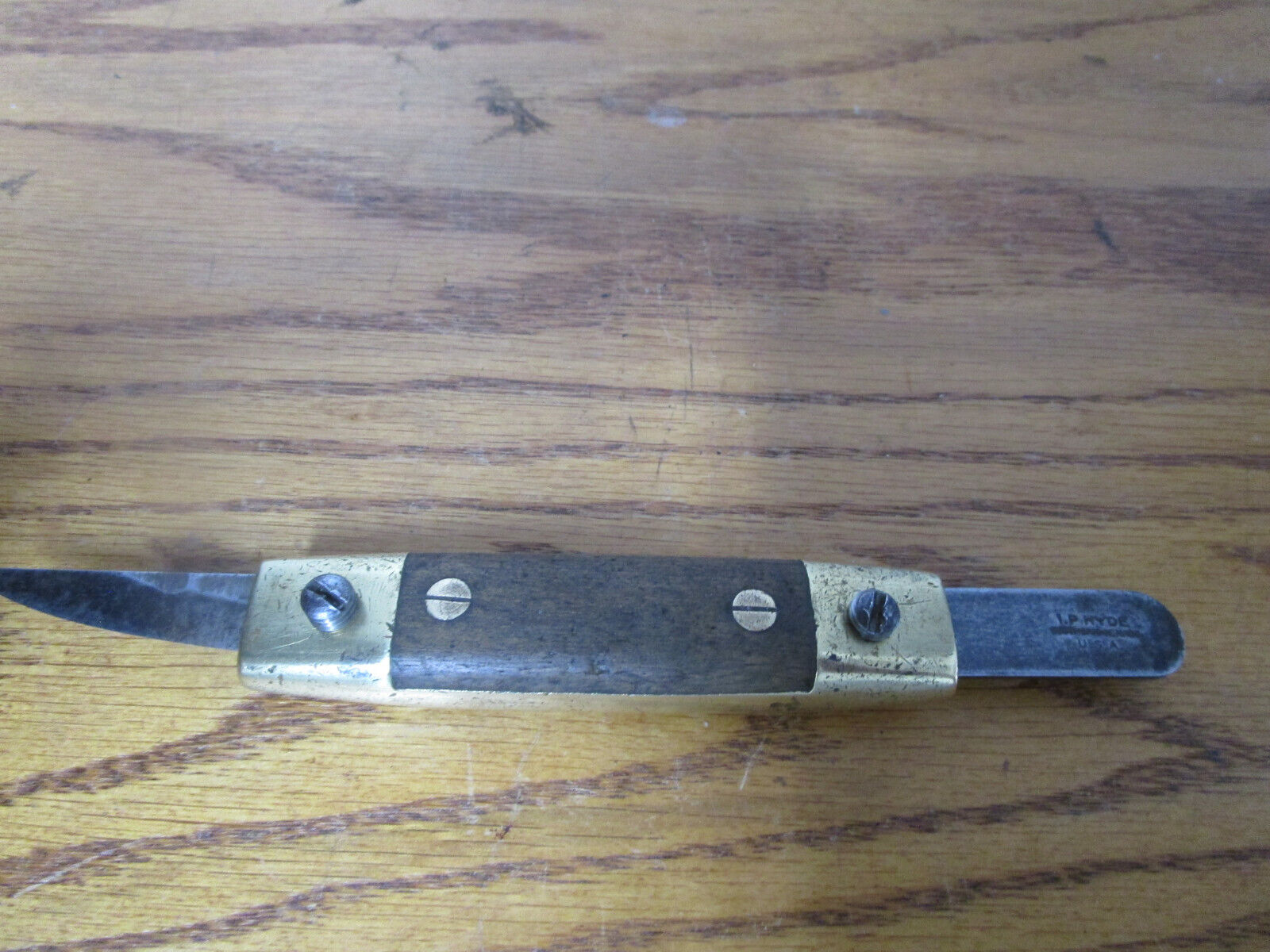 Vintage I.P. Hyde Knife wood brass handle grip I-P Hyde Southbridge, Mass. USA