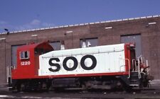 SOO LINE Railroad Train Locomotive 1220 SHOREHAM MN Original 1989 Photo Slide picture