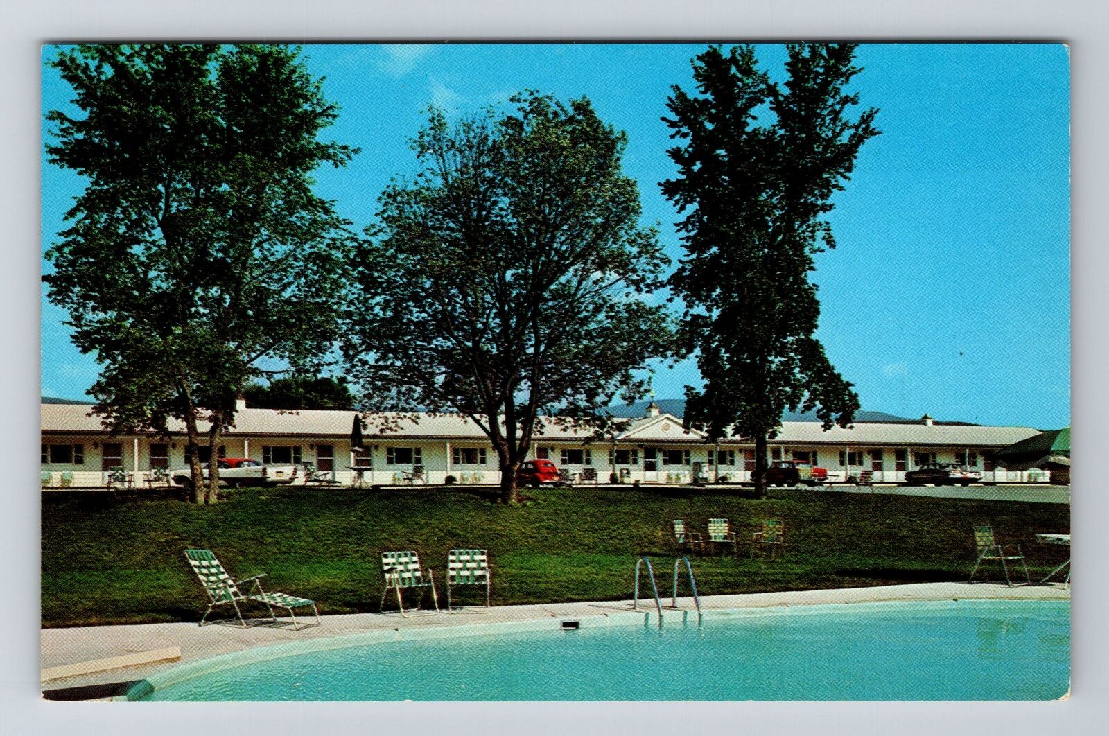 Shaftsbury Vermont Iron Kettle Motel Classic Cars Antique Vintage Postcard