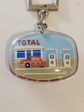 Bourbon key ring keychain - TOTAL Citroën DS - MOBILE service station 1960s picture