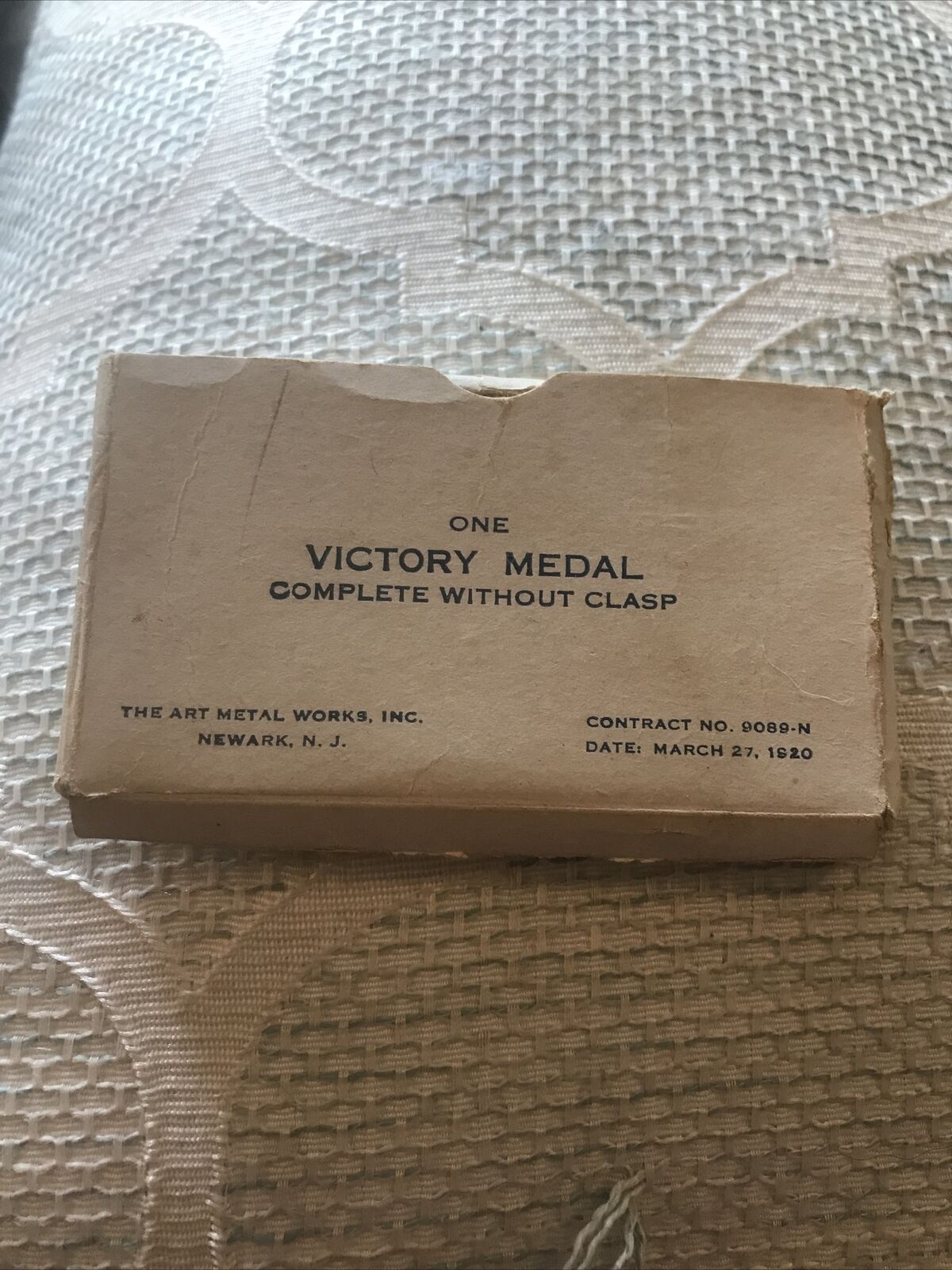WW1 Victory medal w/ribbon bar and original box