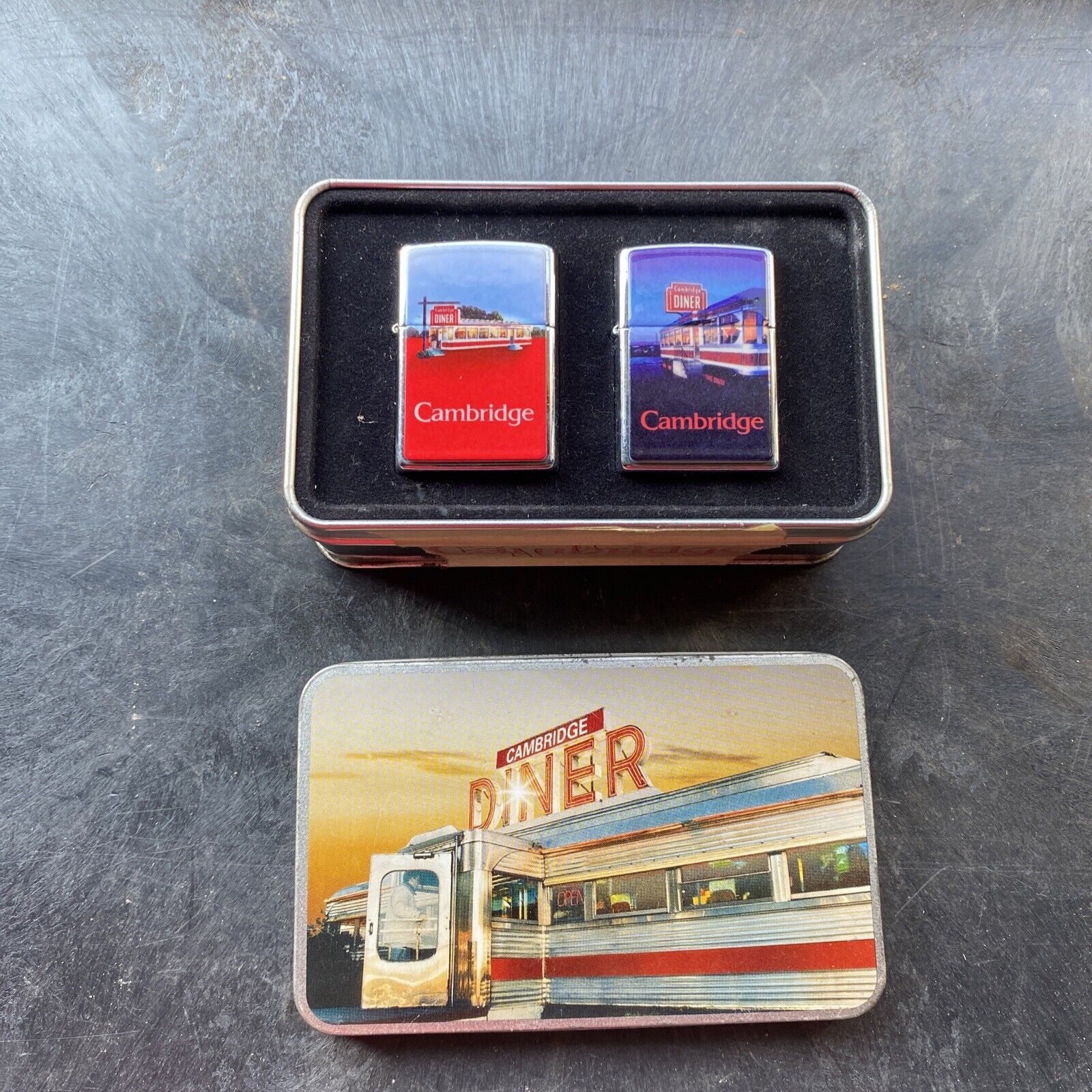 ZIPPO Cambridge Set Of 2 Cigarettes 1997 Not fired Unfired