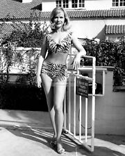 ACTRESS ANNE FRANCIS PIN UP - 8X10 PUBLICITY PHOTO (MW243) picture
