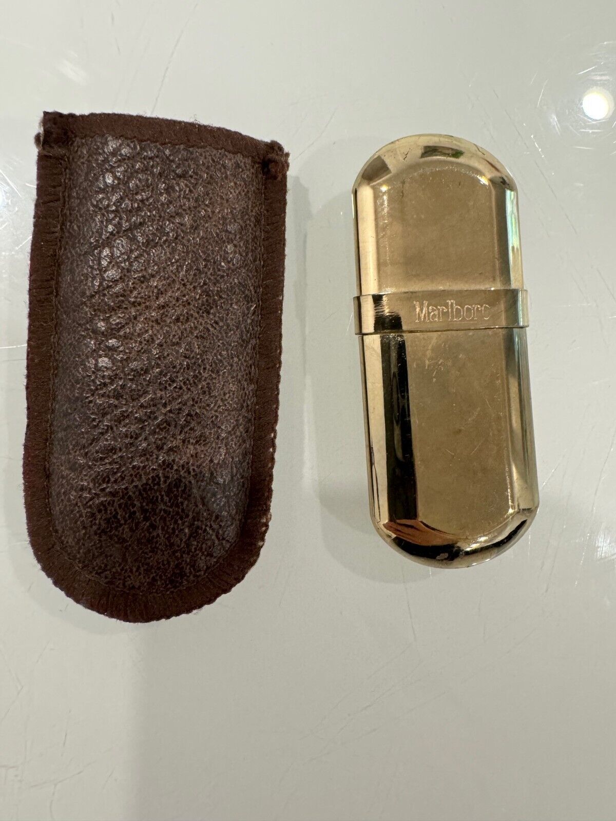 Vtg Marlboro Brass No 6 Lighter w/Orig Leather Sleeve Case