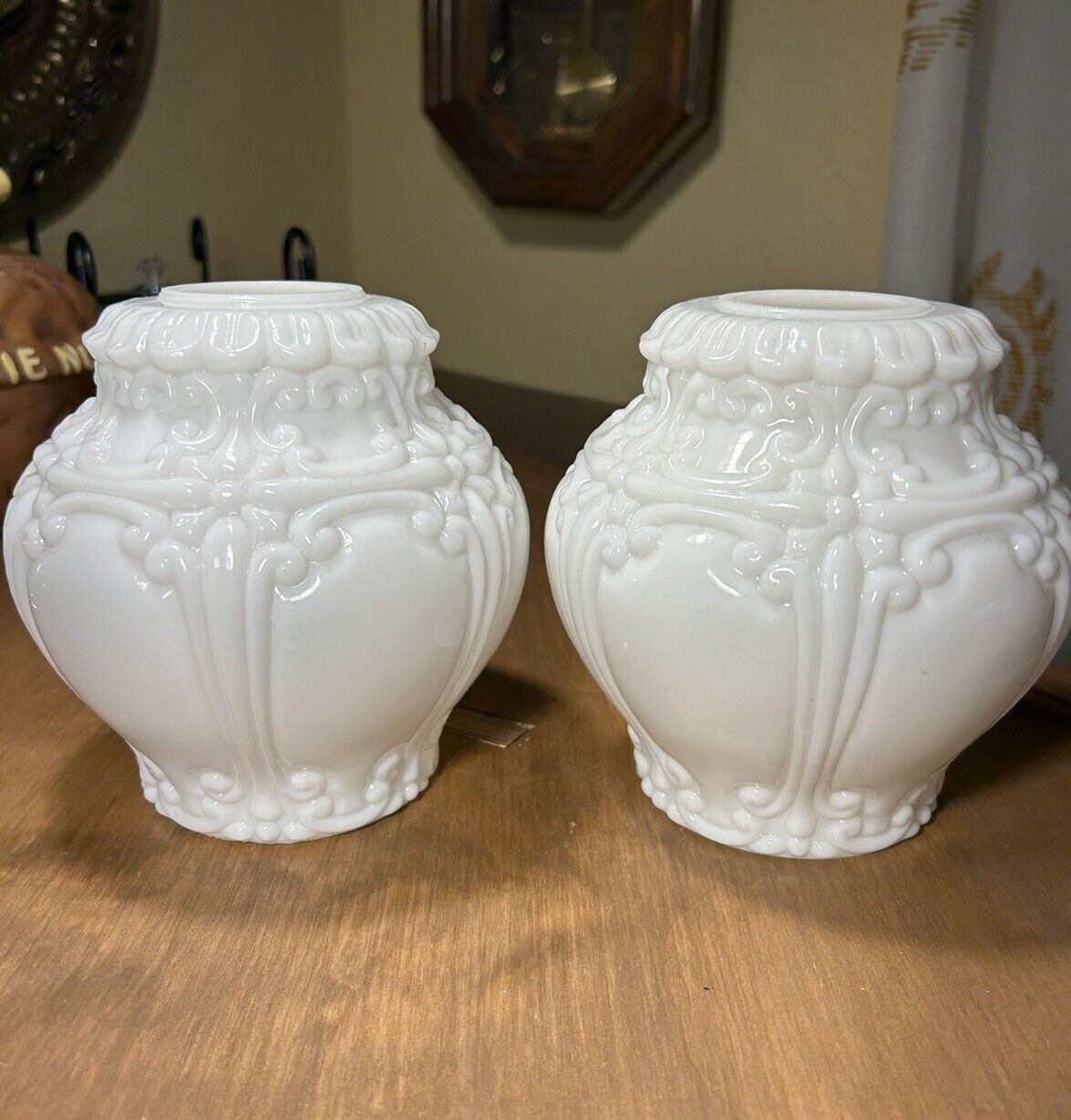 Pair of 2 Vintage Victorian White Milk Glass Oil Lamp Fonts 6\