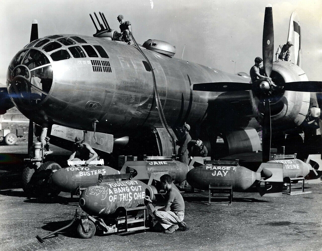 NEW 6 X 4 PHOTO WW2 USAAF B29 SUPERFORTRESS BOMBER 10
