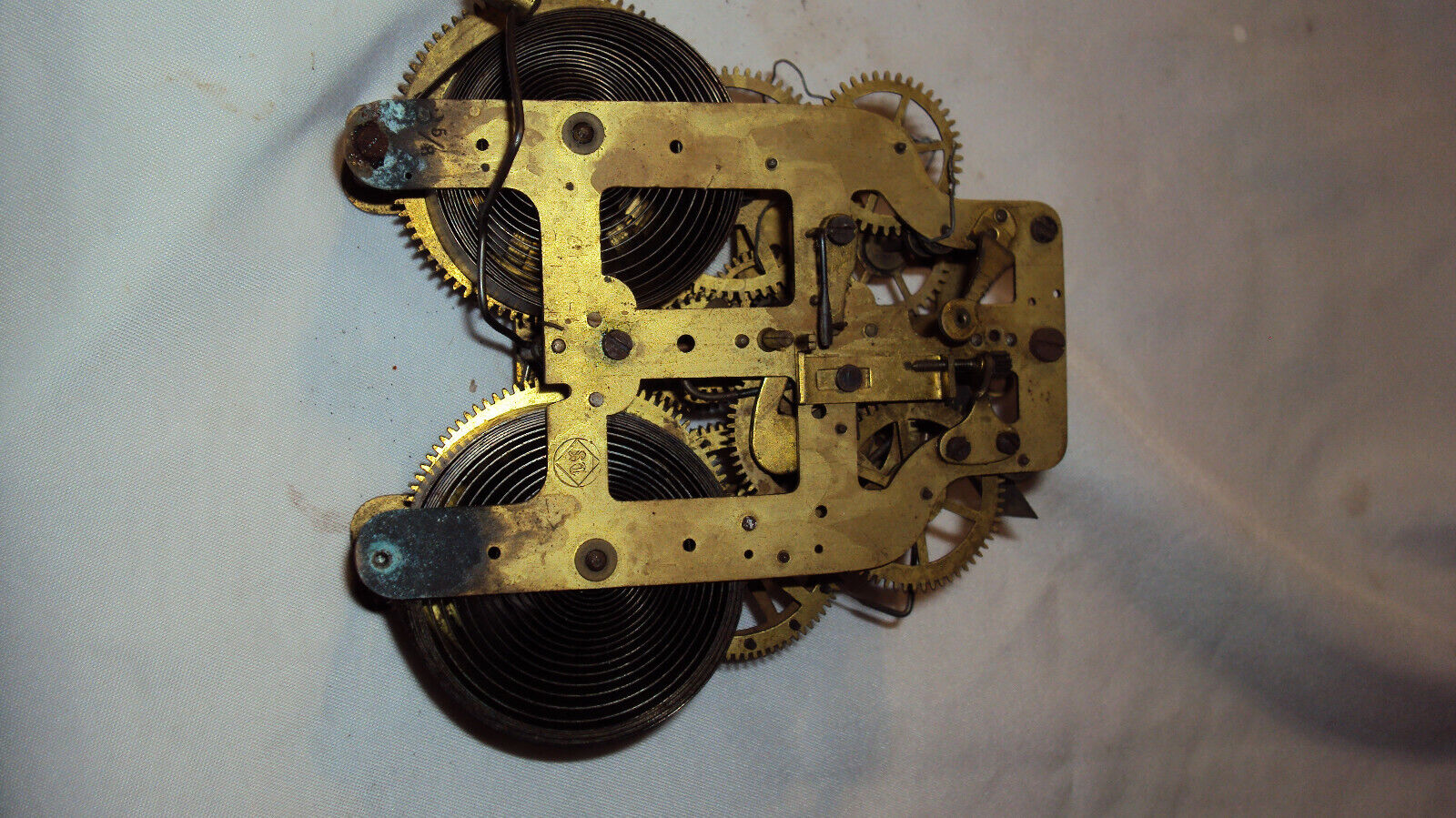 Antique Seth Thomas 3 5/8th 8 day striking clock movement parts repair good spri