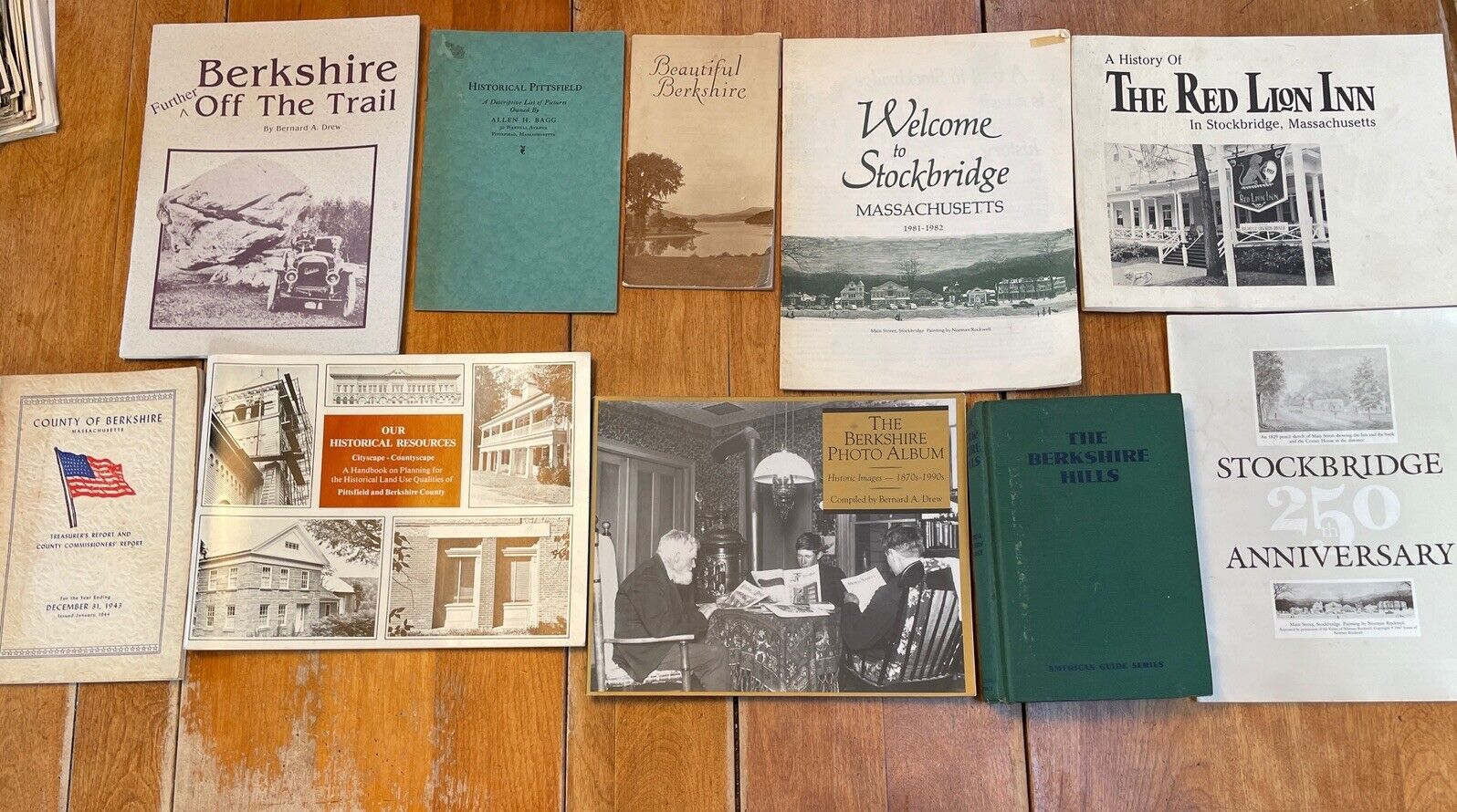 Vintage  And Antiq.Berkshire Hills MA Pittsfield Stockbridge book and pamphlets