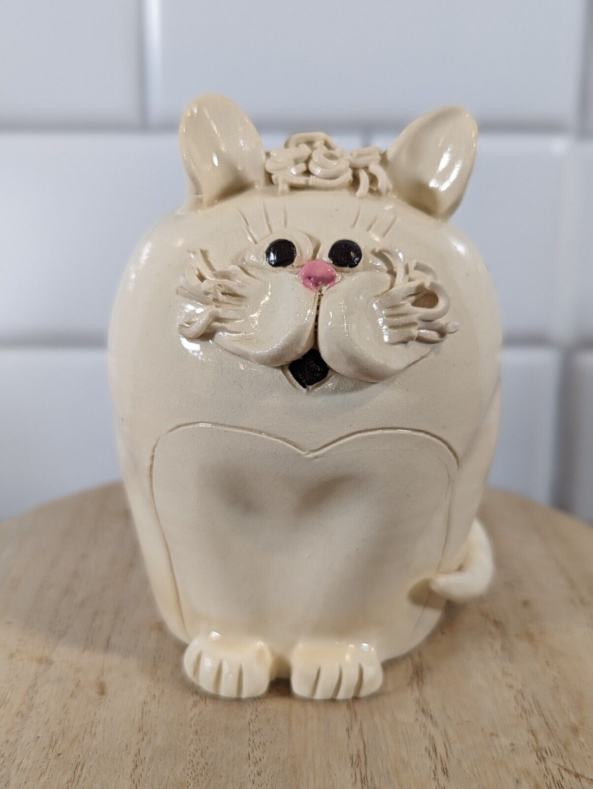 Pottery White Cat Charlotte Munning