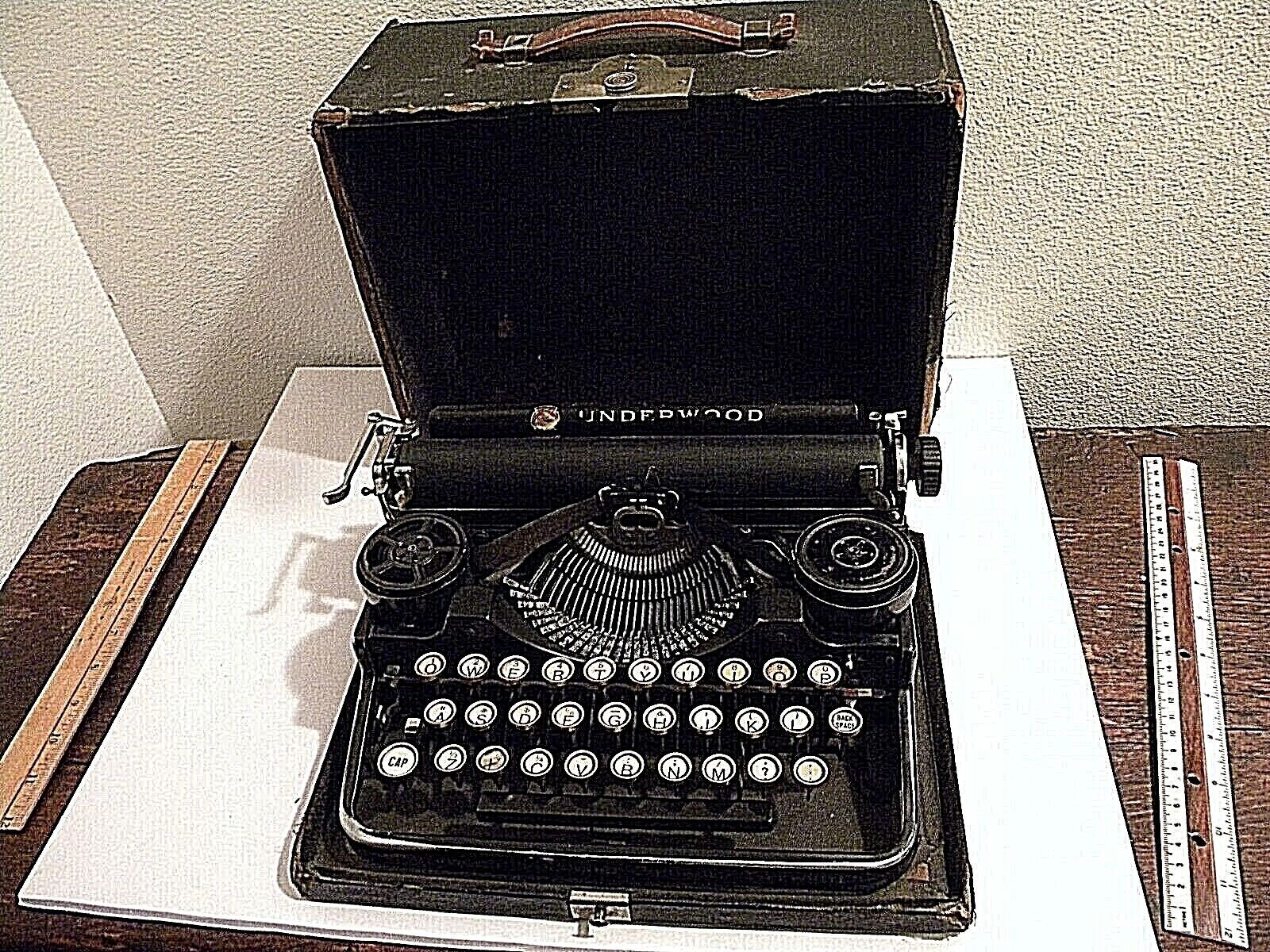 Underhill Standard Portable Typewriter with Case 