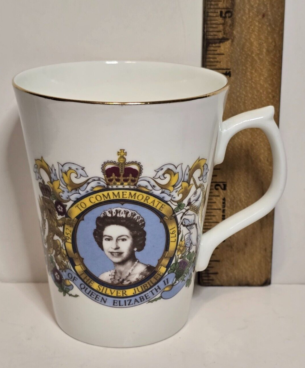 VTG Windsor England Queen Elizabeth II (2) 1953 Coronation Saucer, Silver Jubile