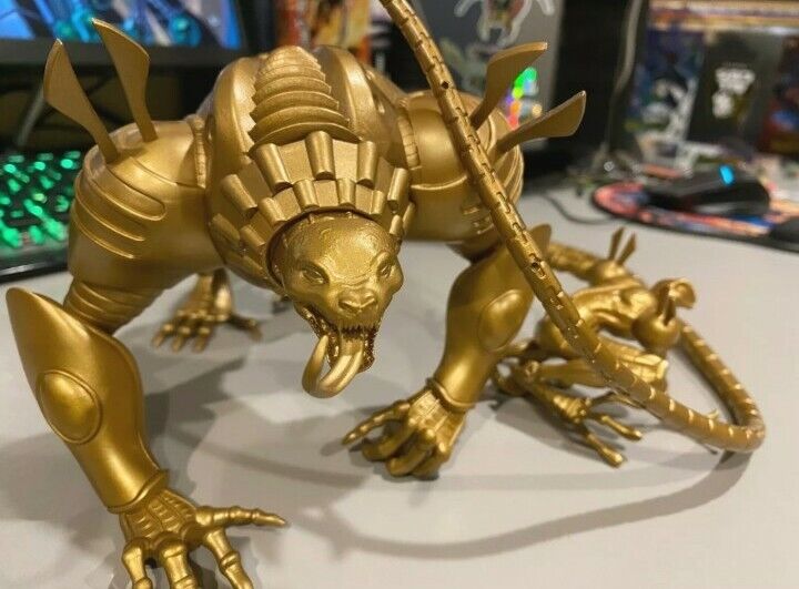 Limited Gold Edition SALAMANDROID and CYBERFROG SEALED PVC set Ethan Van Sciver 