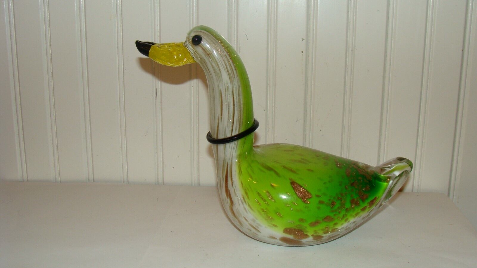 Unique Vintage Hand Blown Colorful Glass Bird/Duck Figurine 8.7\