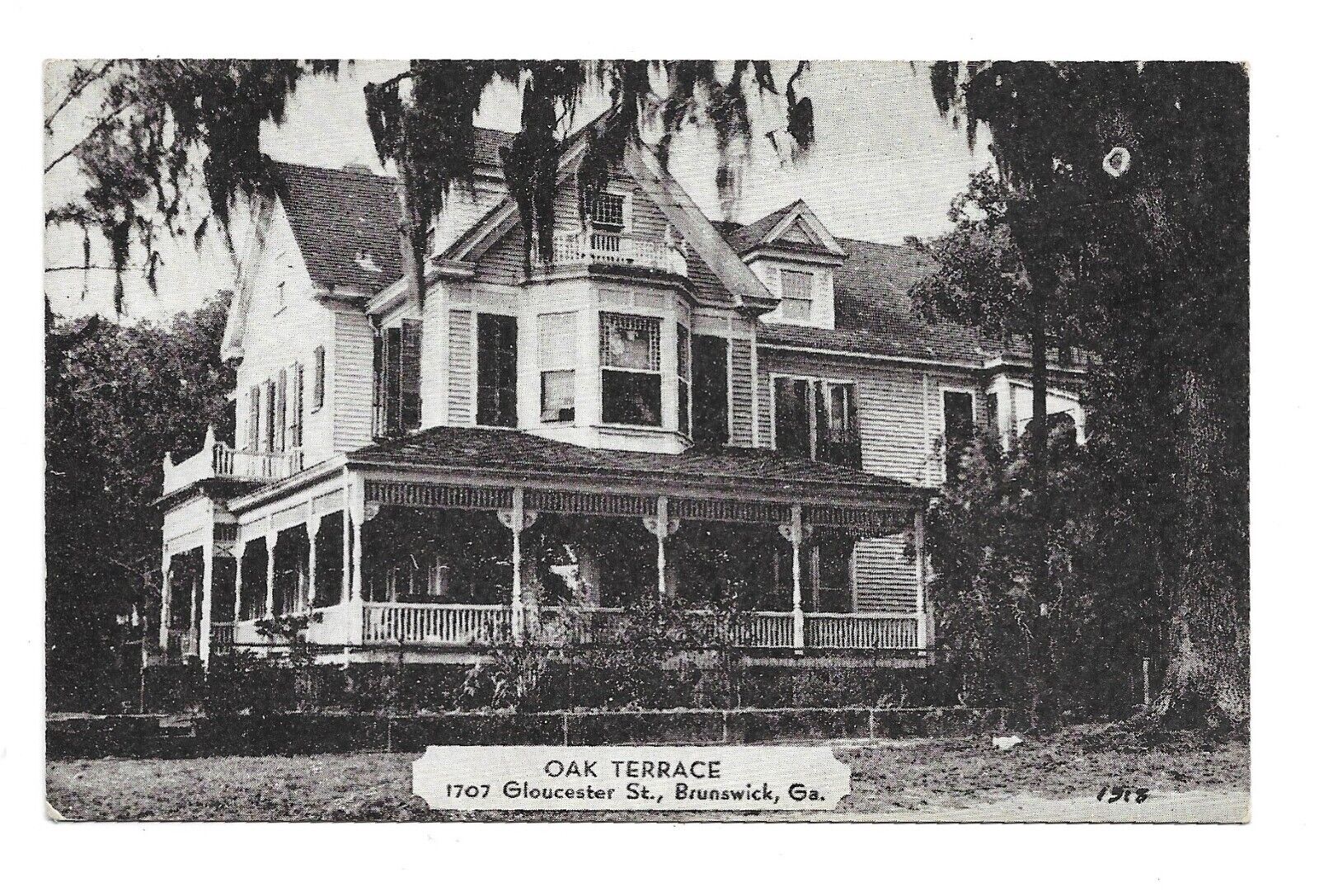 A View of Oak Terrace 1707 Gloucester St, Brunswick GA Georgia House Postcard