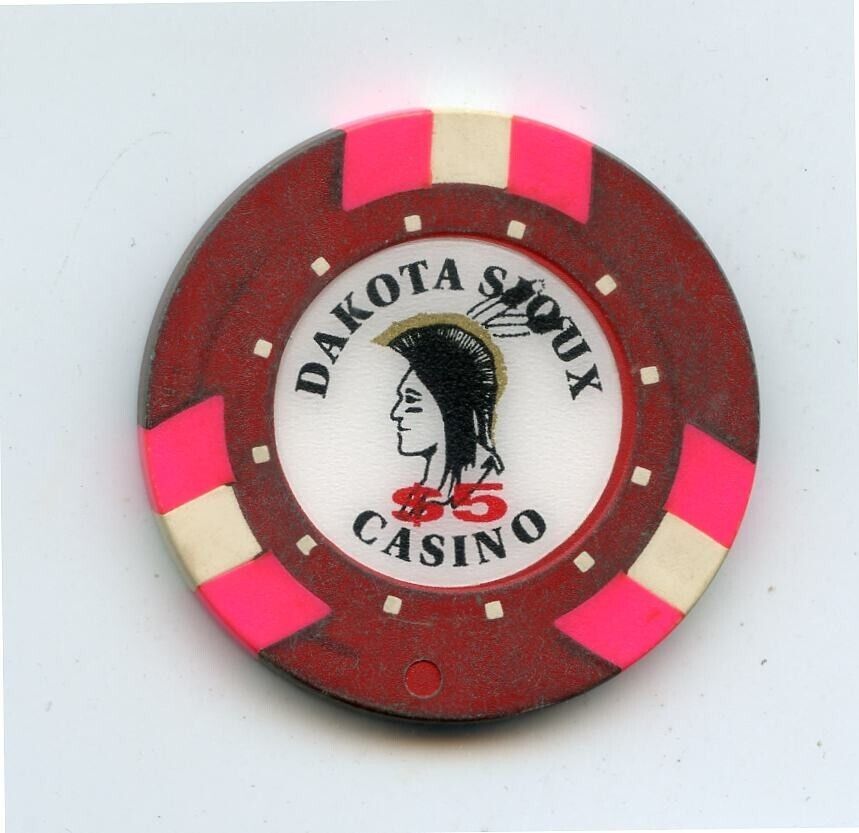5.00 Chip from the Dakota Sioux Casino Tokio North Dakota